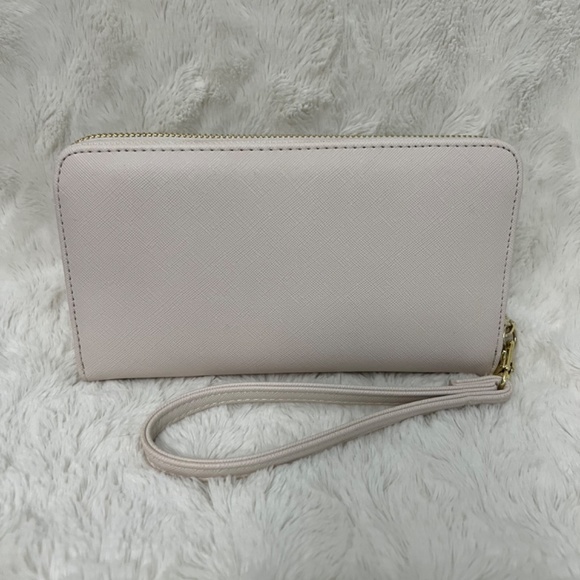 Steve Madden Light Pink Wallet/Wristlet - Picture 6 of 6